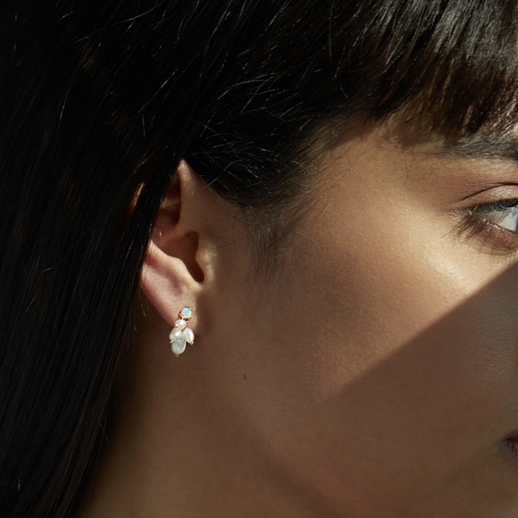 WWAKE cloudburst earrings pair opal freshwater pearl 14k gold catbird lagarconne - Picture 5 of 10